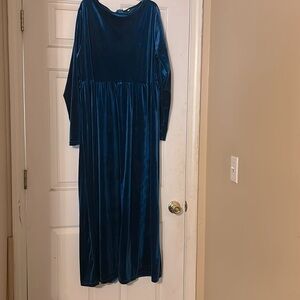 SHEIN dress worn once for pictures. Like new. Royal blue dress